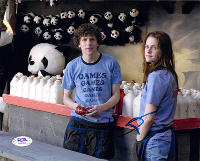 Stewart, Kristen - Signed Photograph in "Adventureland"
