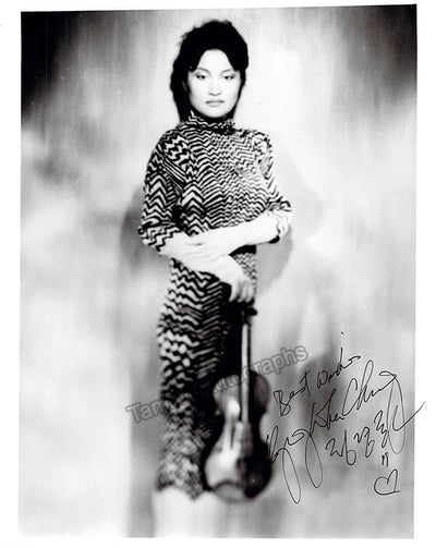 Chung, Kyung-Wha - Signed Photograph