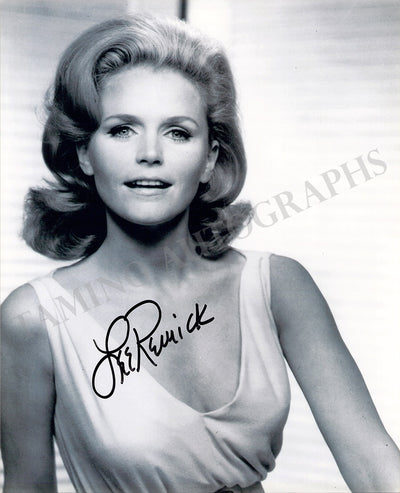 Remick, Lee Ann - Signed Photograph