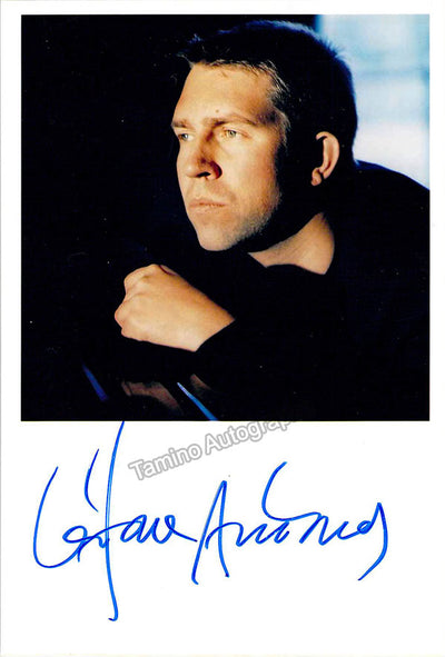 Signed Studio Photo (4)