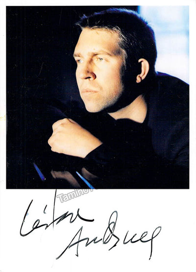 Signed Studio Photo (5)