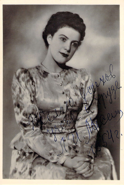 Maslennikova, Leokadia - Signed Photograph