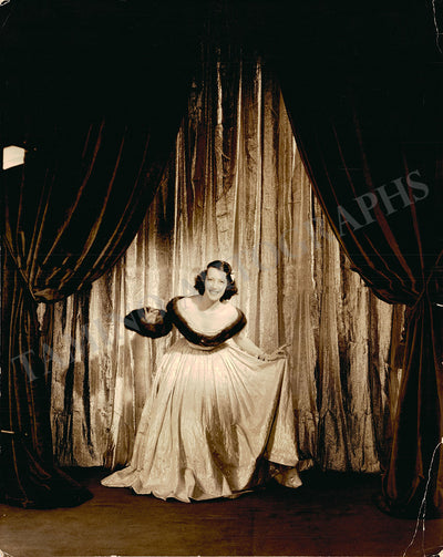 Pons, Lily - Set of 6 Unsigned Photographs