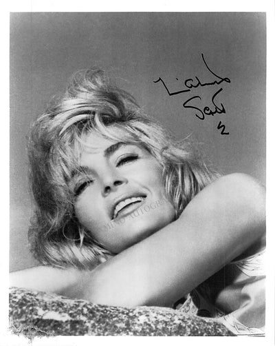 Scott, Lizabeth - Various Autographs