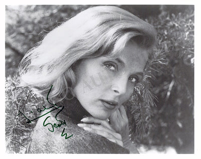 Scott, Lizabeth - Signed Photograph
