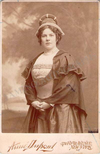 Homer, Louise - Vintage Cabinet Photo in Die Meistersinger