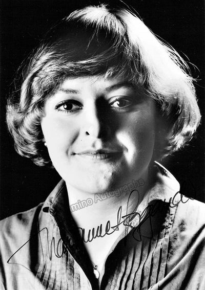 HAGGANDER, Mari Anne (Various Autographs)