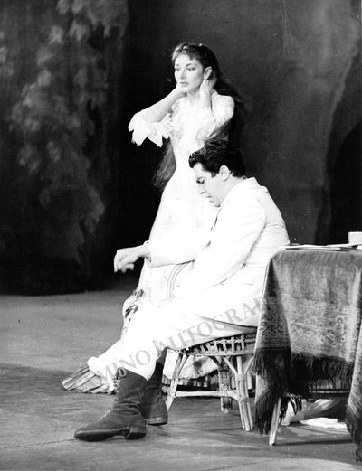 In Scene Act II Scene I (With Di Stefano) 1