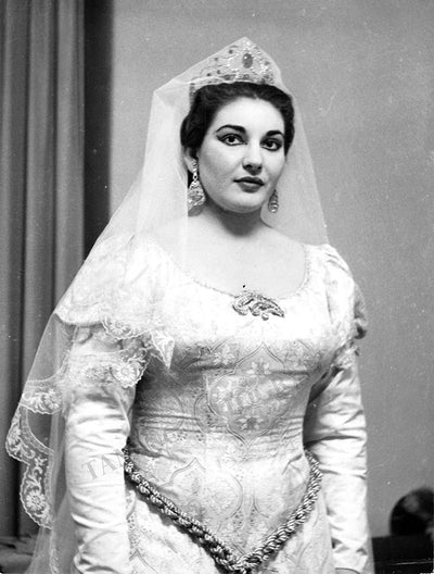 Leonora in Il Trovatore (1)