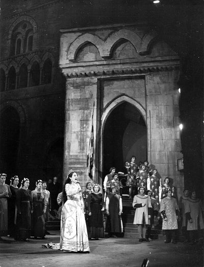 As Elena in I Vespri Siciliani (3)