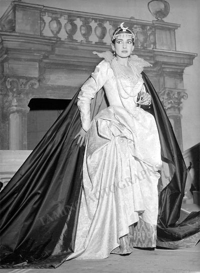 Ifigenia in Tauride (II)