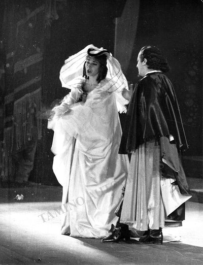 Amelia in Un Ballo in Maschera (IX)