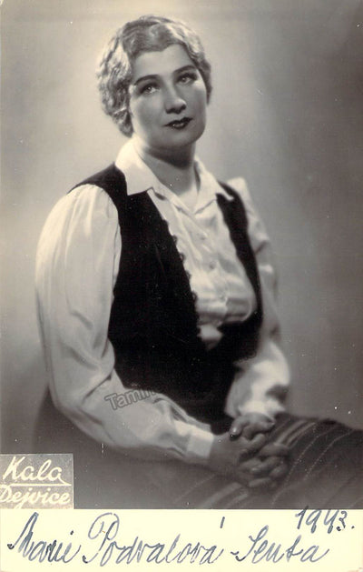 Senta in Die Fliegende Hollander