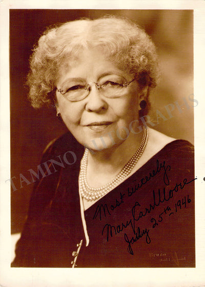 Carr Moore, Mary - Signed Photograph 1946