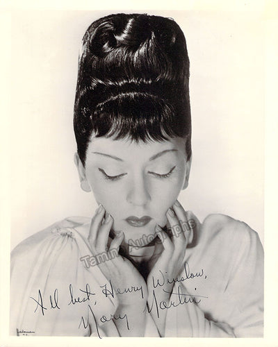 Martin, Mary - Various Autographs