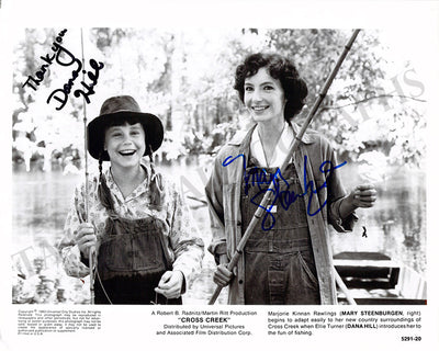 Steenburgen, Mary - Hill, Dana - Signed Photograph in "Cross Creek"