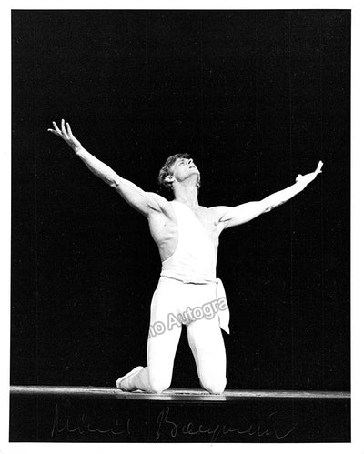 In Performance (VII)