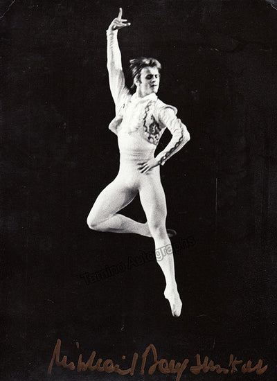 In Performance (XL Photo)