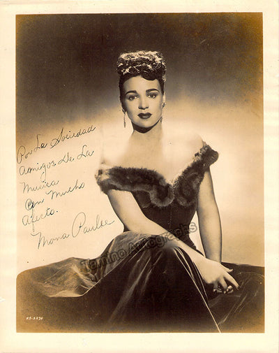 PAULEE, Mona (Various Autographs)