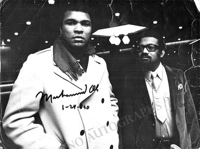 Ali, Muhammad - Signed Photograph 1990