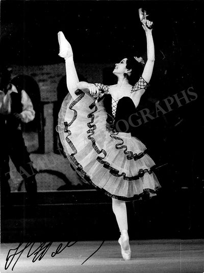Pavlova, Nadezhda - Signed Photograph in Don Quixote