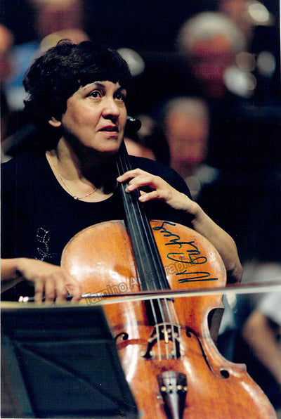 Gutman, Natalia - Signed Photograph
