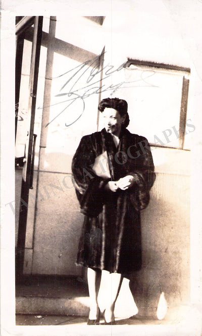 Kaye, Nora - Signed Photograph