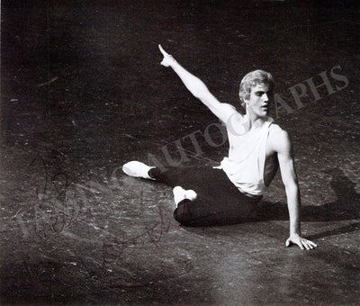 Martins, Peter - Signed Photograph in Apollo