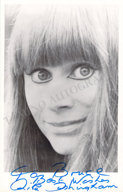 Tushingham, Rita - Signed Photograph