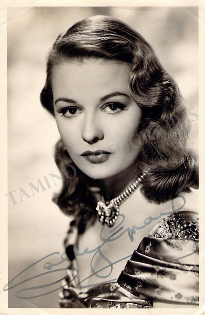 Gray, Sally - Signed Photograph