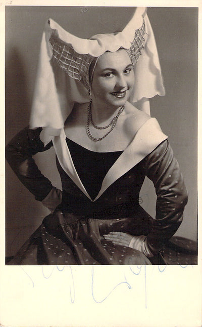 WAGNER, Sieglinde