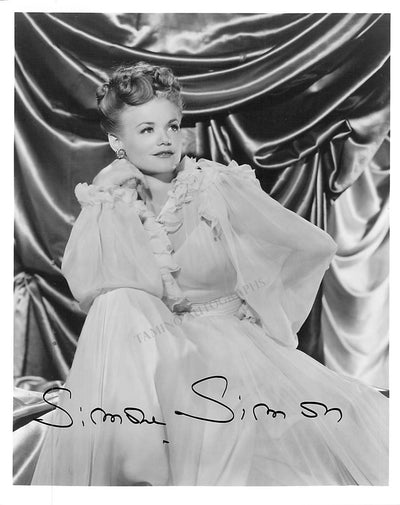 Simon, Simone - Signed Photograph
