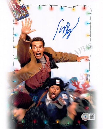 Adkins, David - Signed Photograph in "Jingle All the Way"