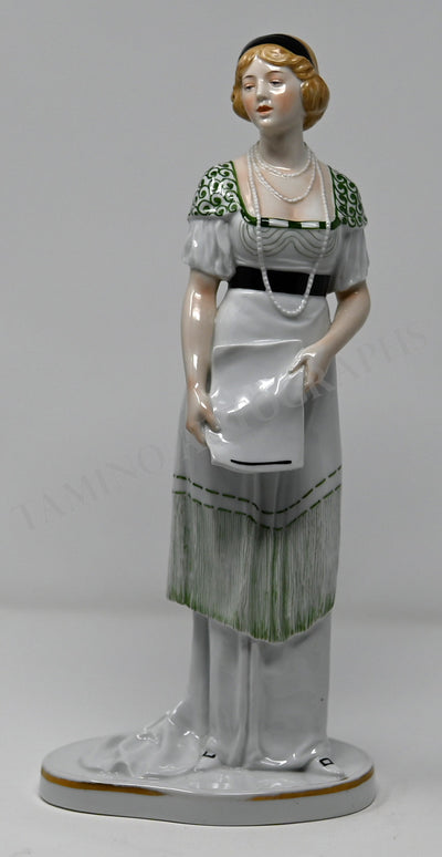 Soprano Singer - Porcelain Figurine