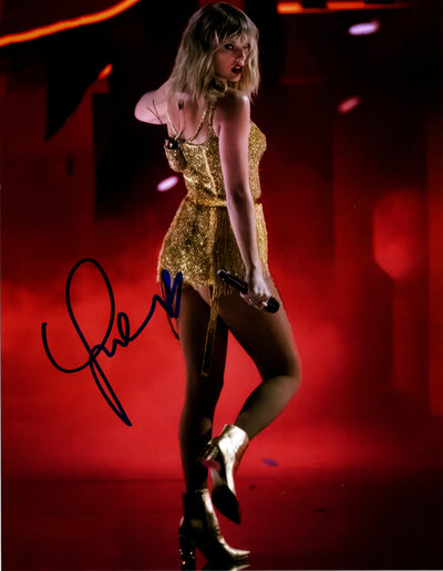 Swift, Taylor - Signed Photograph