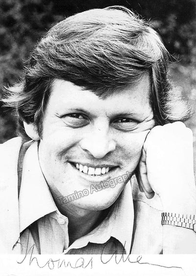 Allen, Thomas - Set of 2 signed photographs