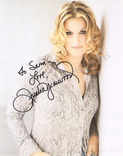 Yearwood, Trisha - Signed Photograph