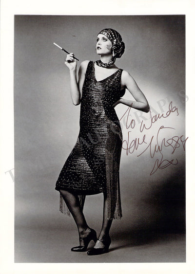 Twiggy - Signed Photograph