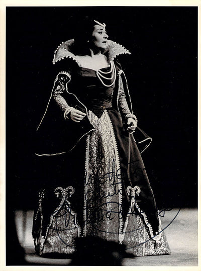 De los Angeles, Victoria - Signed Photograph in role