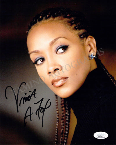 Fox, Vivica A. - Signed Photograph