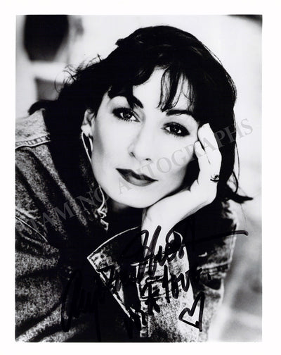 Huston, Anjelica - Signed Photograph