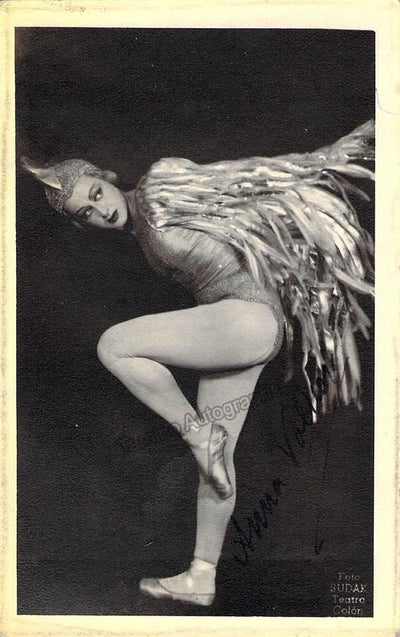 Volkova, Anna - Signed Photo