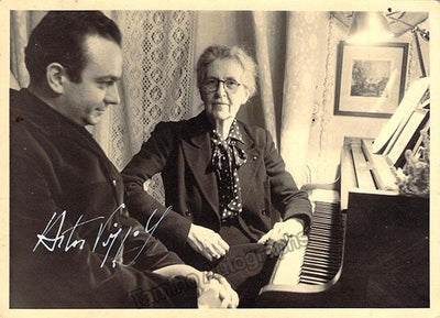 Piazzola, Astor - Signed Photo with Nadia Boulanger