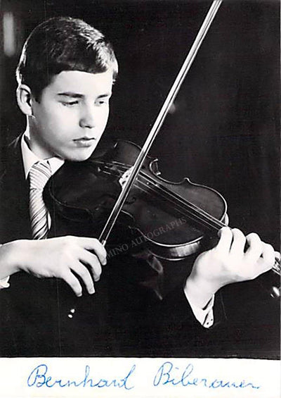 Violinists - Lot of 18 Signed Photographs