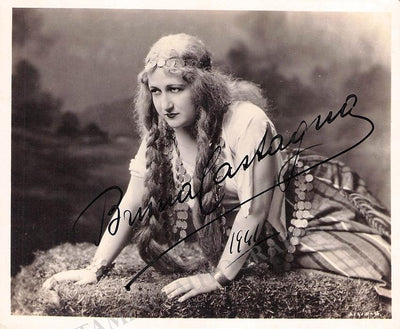 Castagna, Bruna - Signed Photo in Il Trovatore 1941