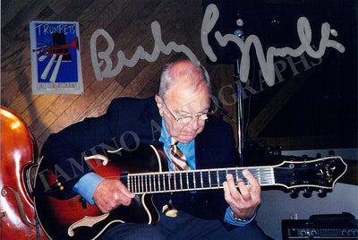 Pizzarelli, Bucky - Signed Photograph