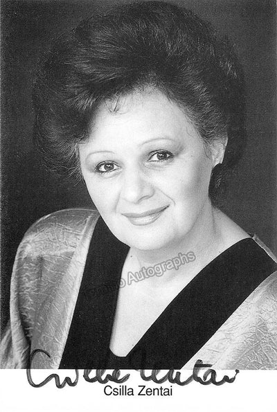 ZENTAI, Csilla