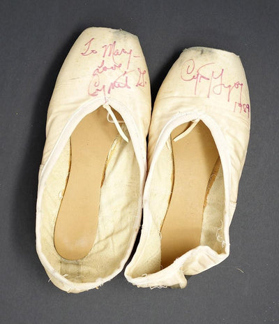 Gregory, Cynthia - Signed Pointe Shoes