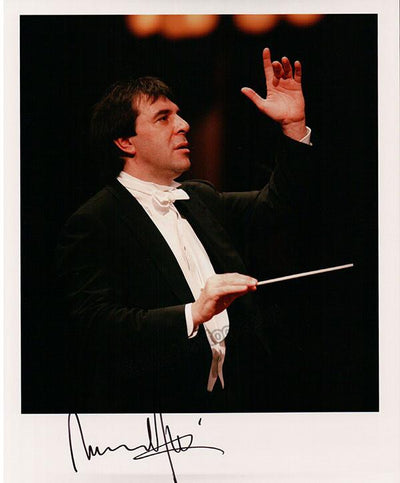 Gatti, Daniele - Signed Photo in Performance