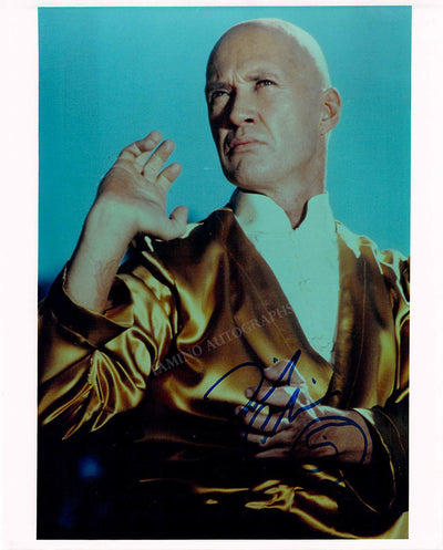 Carradine, David - Signed Photograph in "Kung Fu"